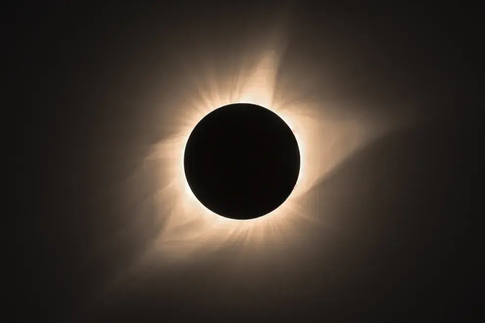 Cuál será el impacto del último eclipse del año.