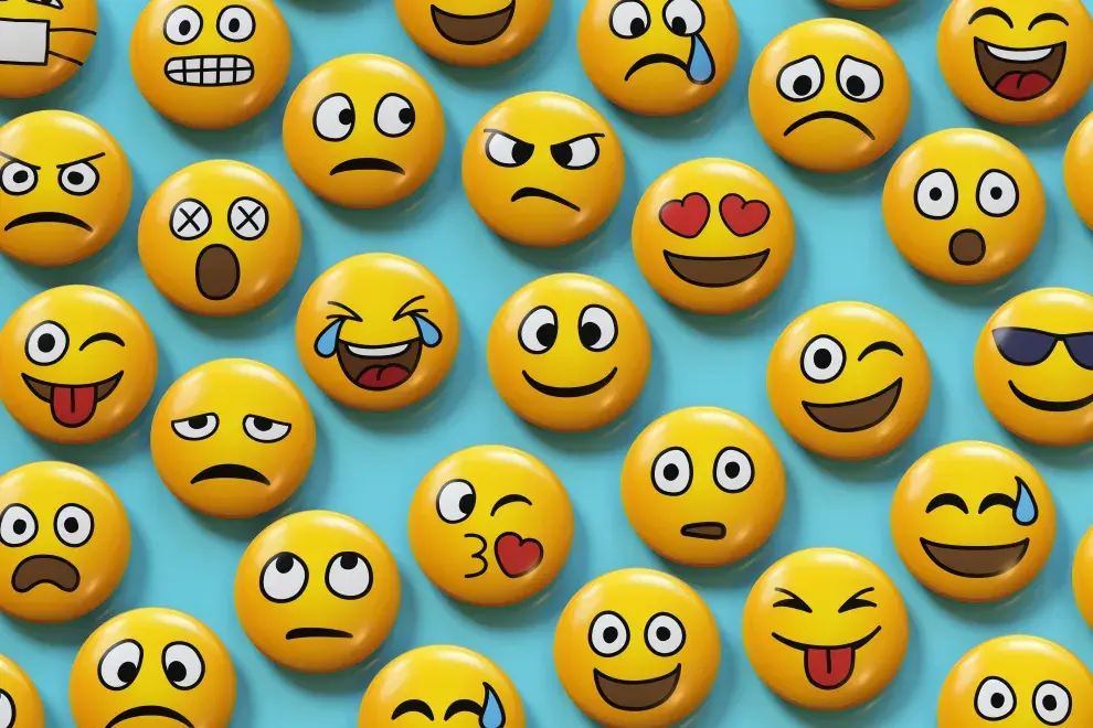 El smiley es el antecesor de los emojis que usamos en las redes.