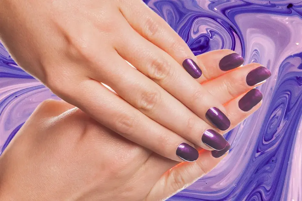 Úñas púrpura: 5 diseños con el color que es tendencia en manicura.