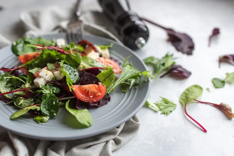 Aceite de oliva: su uso es transversal, desde una ensalada, a un postre.