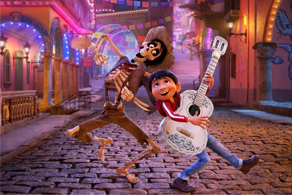 Coco estrenó en el 2017 y es una de las películas sobre el Día de los Muertos más famosas.