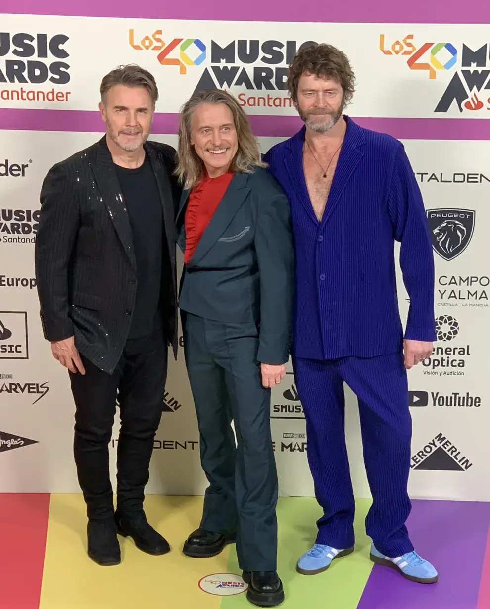 Take That en la alfombra roja de LOS40 Music Awards 2023.