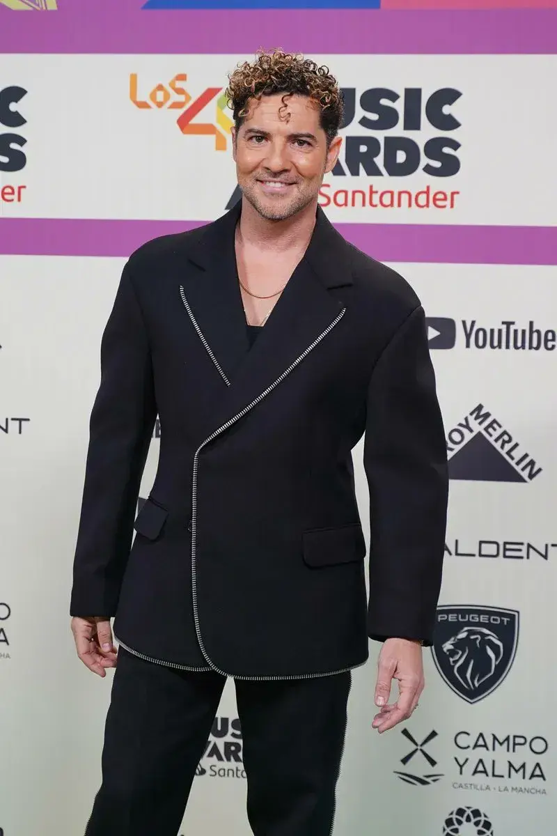 David Bisbal en la alfombra roja de LOS40 Music Awards 2023.