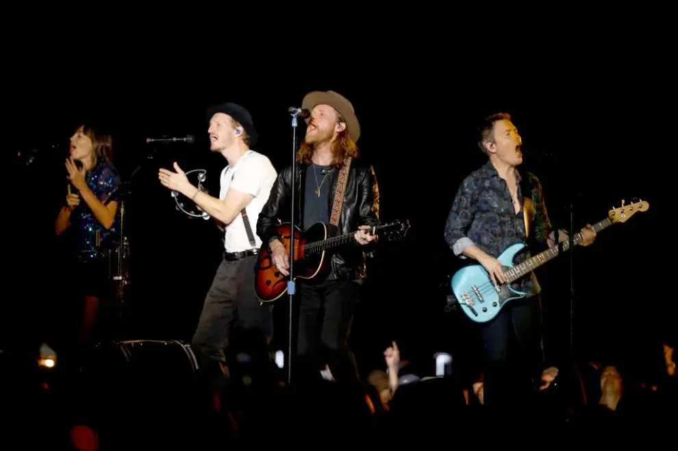 The Lumineers la rompieron con su show en el Estadio Obras.