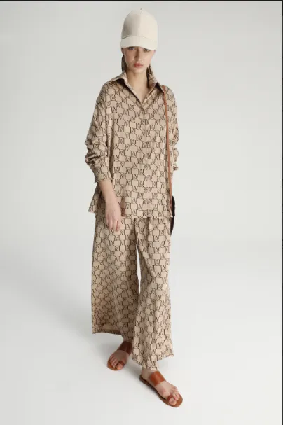 Conjunto camisa y pantalón, Paris by Flor Moris $99.000 y $105.000