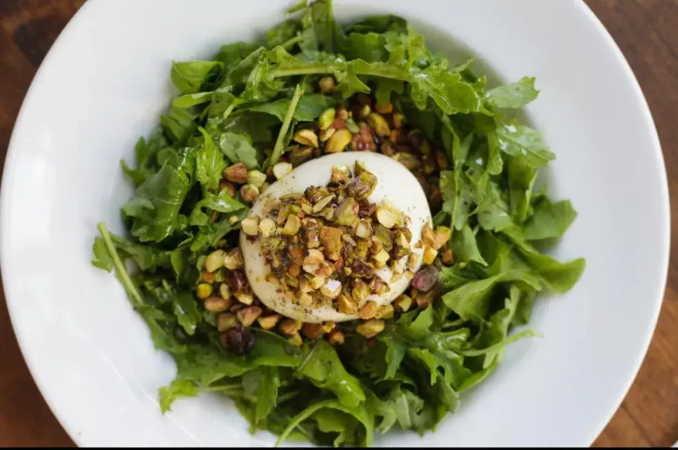 Il Quotidiano tiene como entrada una burrata que es un fuego.