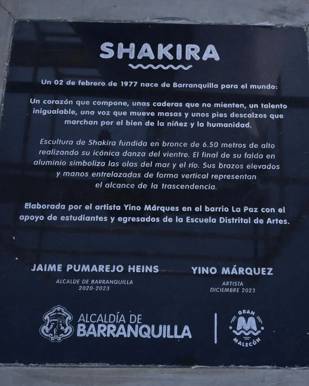 El insólito error en la estatua de Shakira que no pasó desapercibido por sus fans.