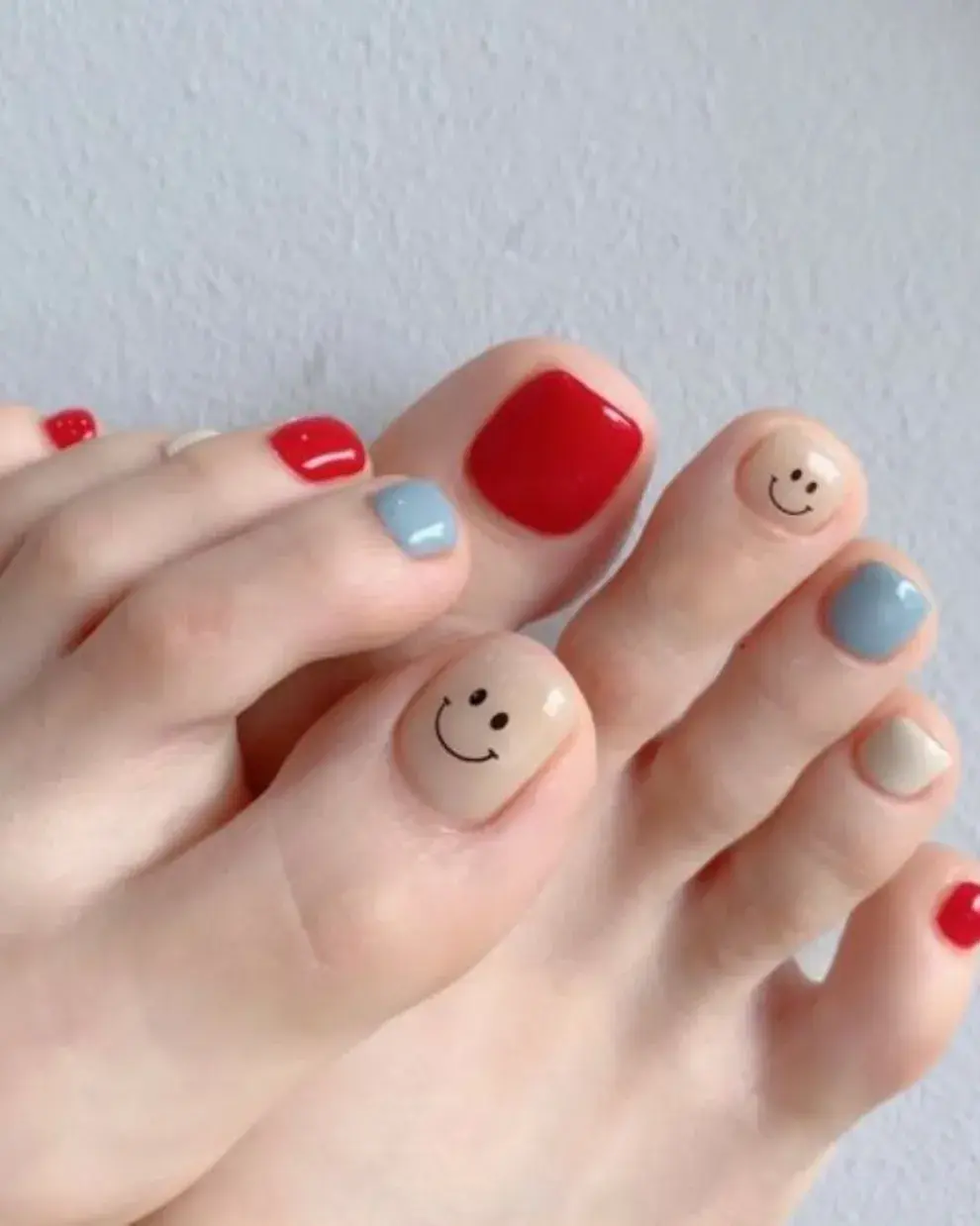 Las caritas felices están de moda y también podés combinarlas con diferentes colores.