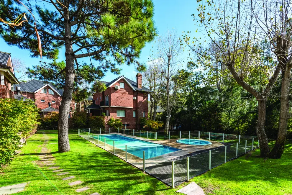 Las cabañas de Cariló Forest, con pile y spa incluido.