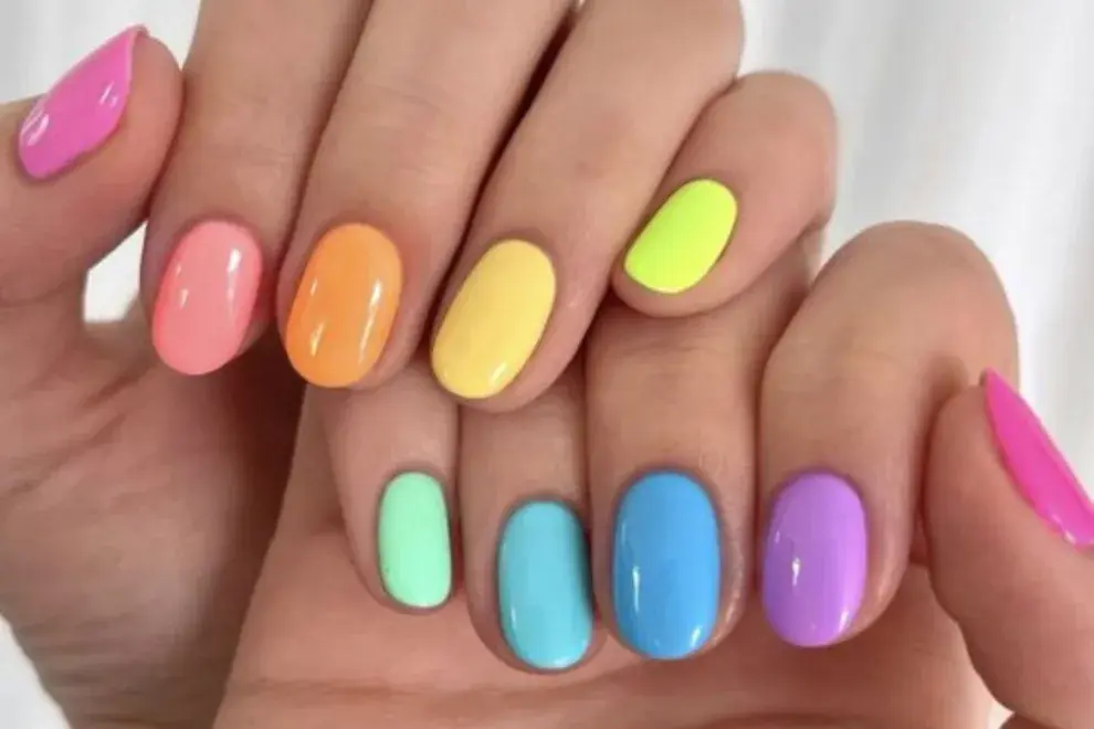 Nail art: estos tonos atraen fortuna y abundancia para empezar el 2024.