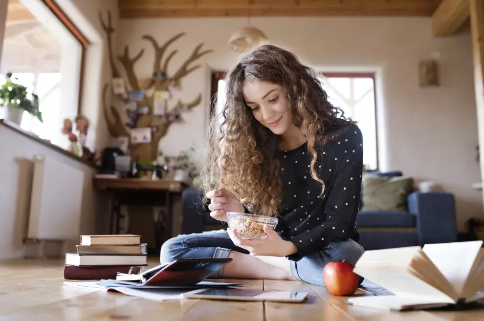 Es ideal consumirlo durante el desayuno ya que contribuye a la ingesta de nutrientes esenciales para el óptimo funcionamiento del organismo durante todo tu día.