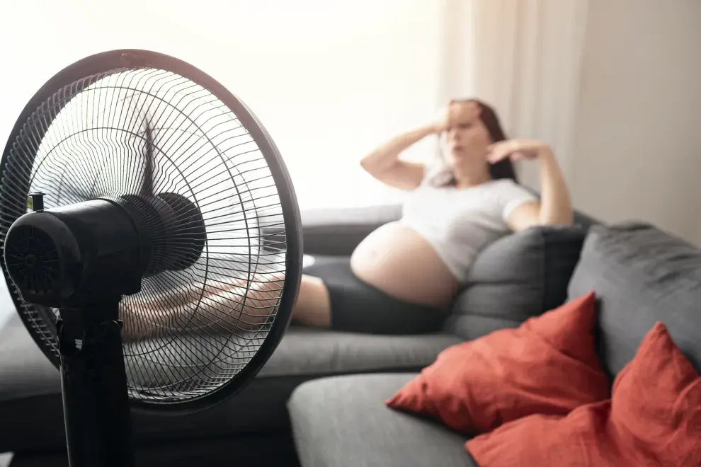 Con las fuertes temperaturas, consejos para evitar los golpes de calor si estás embarazada.