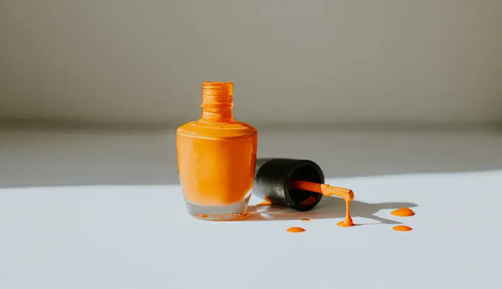 Colores de uñas para lucir más tu piel bronceada.