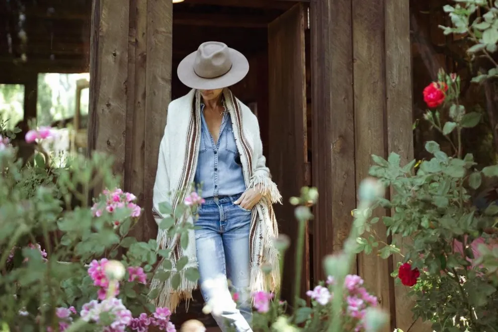 El look de Juliana Awada para sus vacaciones en la Patagonia.