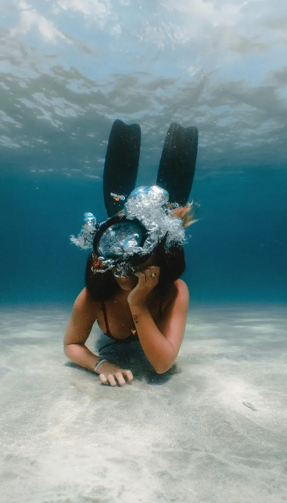 Martina Álvarez, ocean storyteller, documentalista e instructora de buceo.