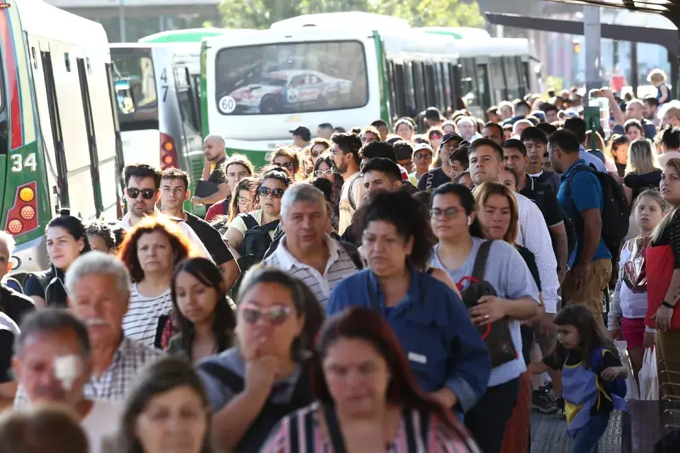 Paro del 24: ¿cómo afectará al transporte en CABA?