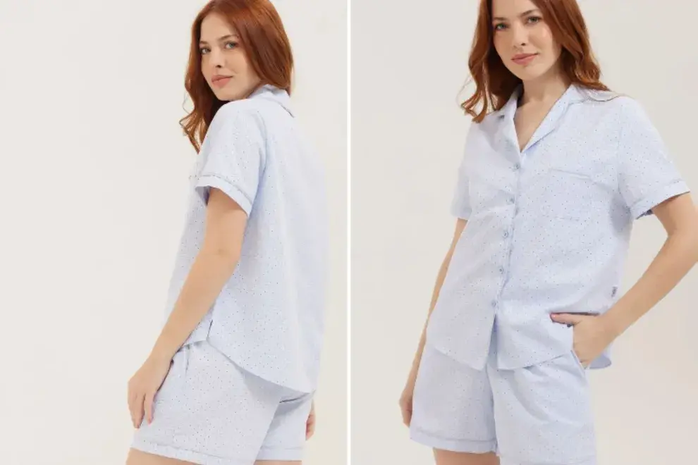 El clásico pijama camisero reversionado para el verano de manga corta con solapa y short. Selú
