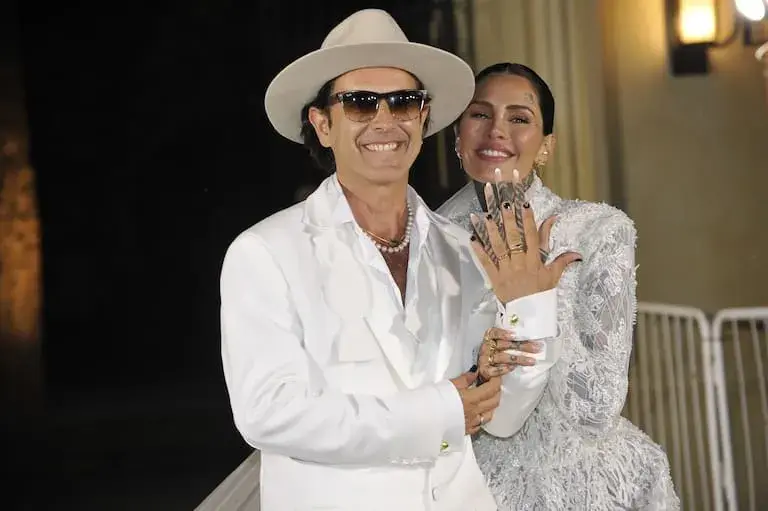 Cande Tinelli y Coti Sorokin en el día de su boda.