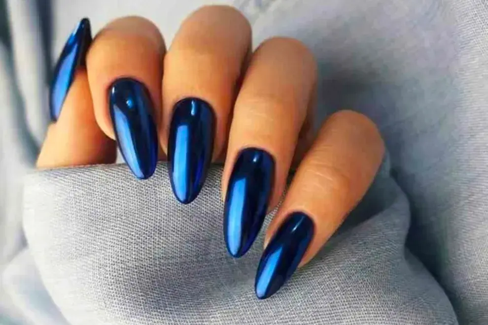 9 diseños de nail art metalizado para que te inspires.