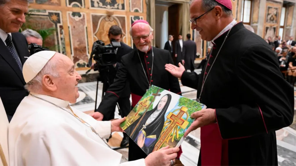 El papa Francisco declaró santa a Mama Antula