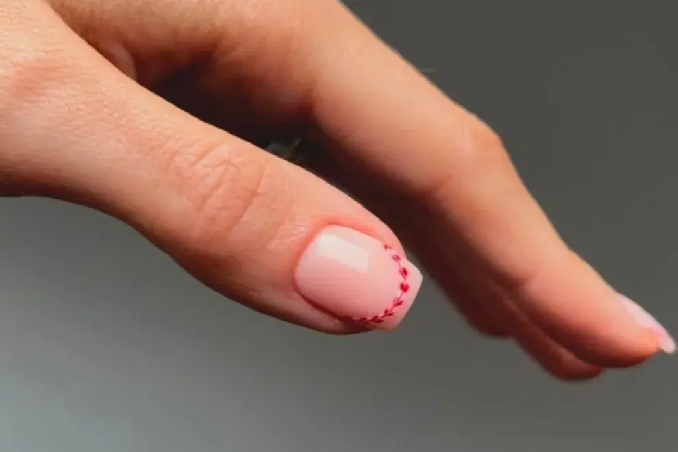 8 diseños de nail art que solo suman un pequeño detalle a tu uña.