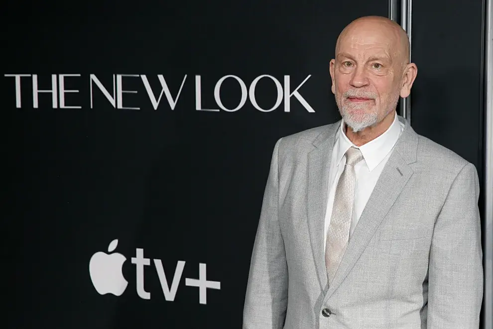 John Malkovich es uno de los protagonista de The New Look.