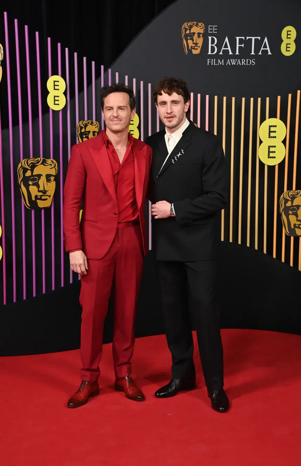 Andrew Scott y Paul Mescal en la entrega de los Premios BAFTA 2024.