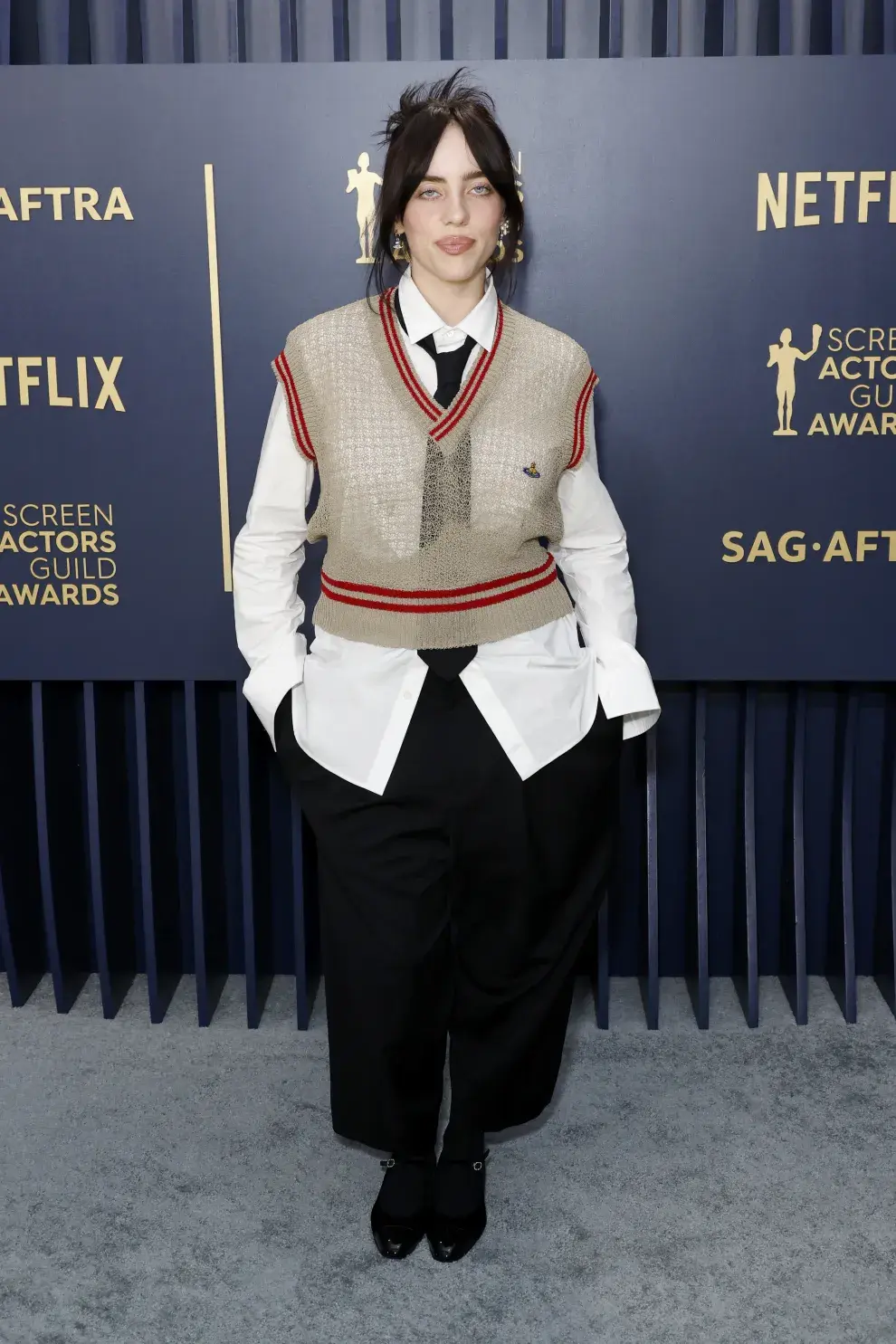 Billie Eilish en la red carpet de los SAG Awards 2024.