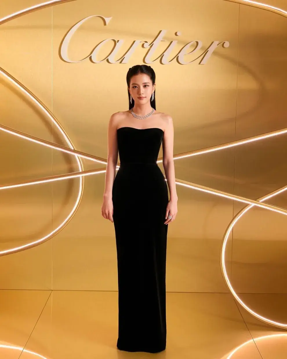 Jisoo en la velada de Cartier por los 100 años de Trinity.