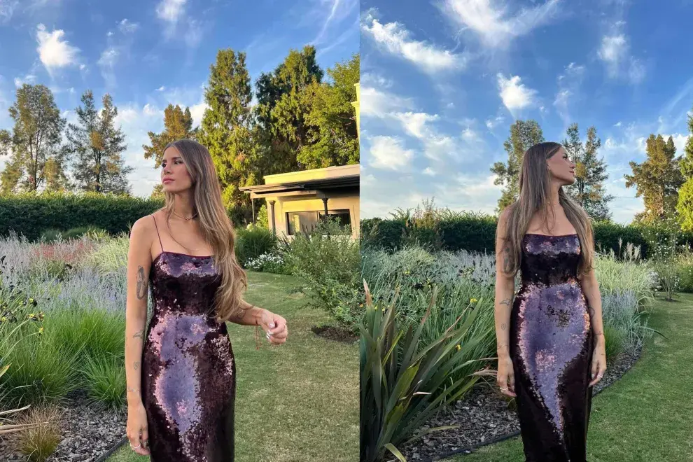 Mica Tinelli apostó a un vestido largo color borravino con paillettes 