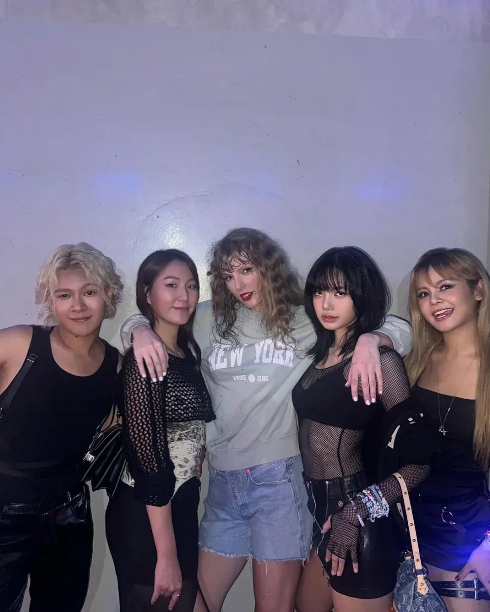 El encuentro de Lisa de BLACKPINK y Taylor Swift.