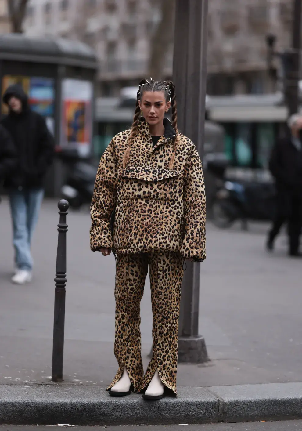 Un total look animal print siempre la rompe. 