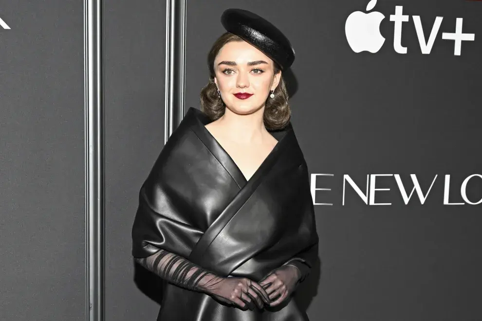 Maisie Williams durante el estreno de The New Look de AppleTv+.