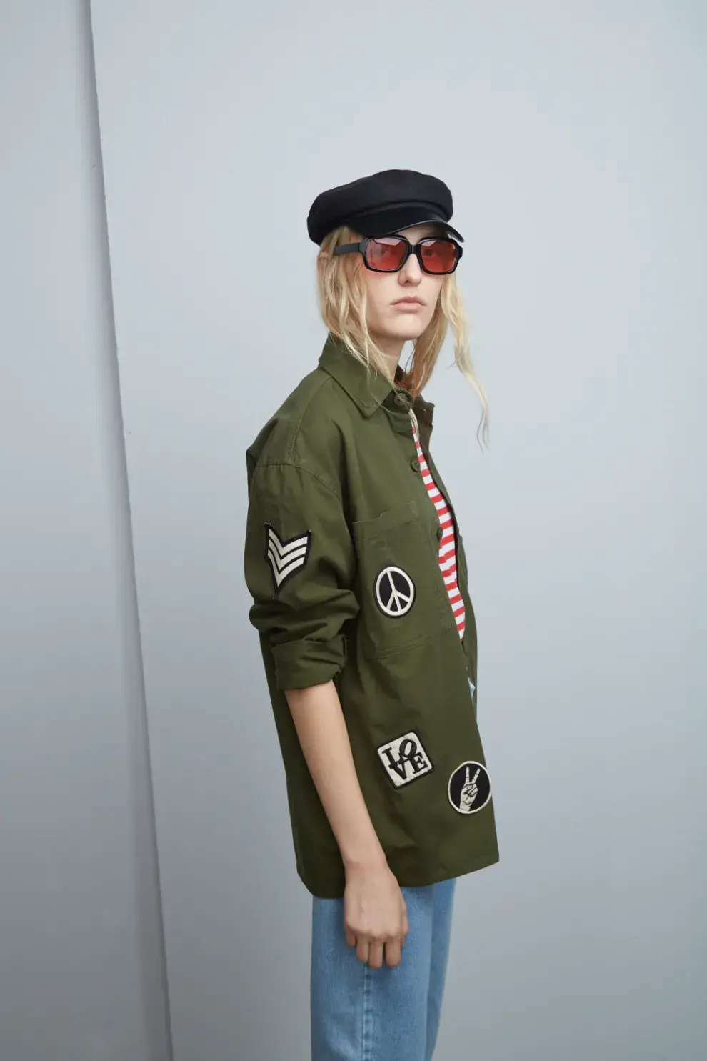 Army style: en color verde militar y con parches cosidos. @honkytonk1971