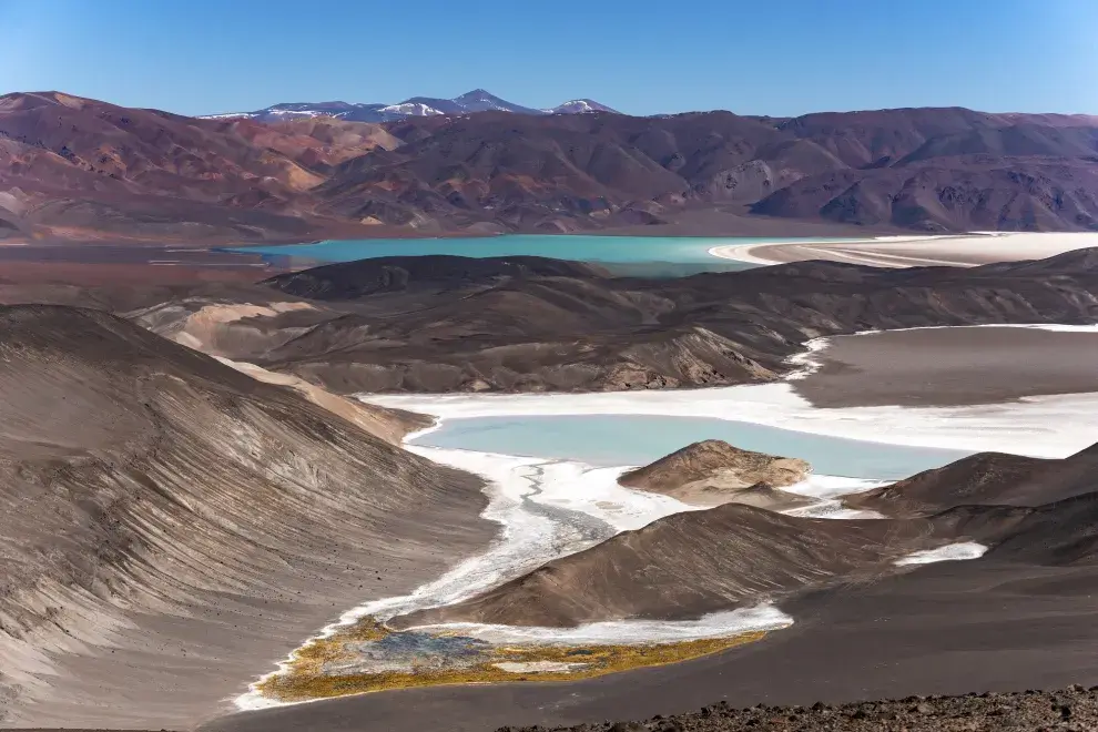 Un imperdible de Tinogasta es el Monte Pissis, el volcán inactivo más alto del mundo.