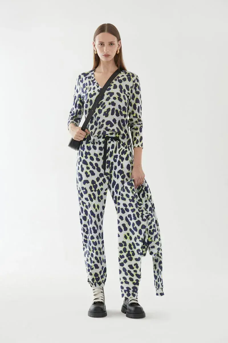 En animal print, una de las estampas preferidas esta temporada. @ayresoficial