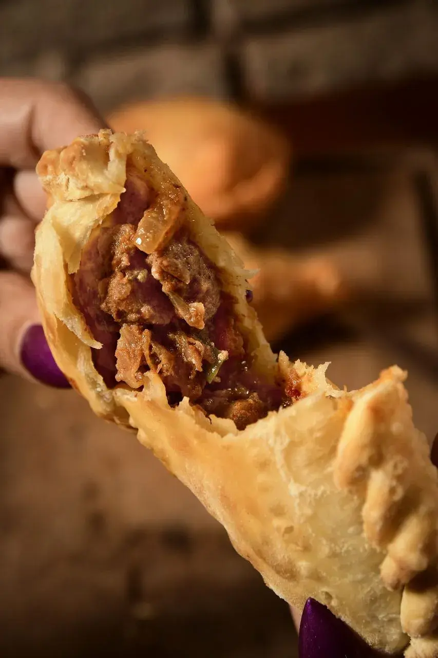 Empanada de bife de chorizo