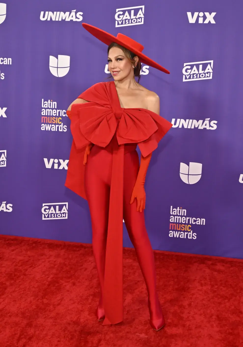 Thalia en la alfombra roja de los Premios Latin American Music Awards 2024.