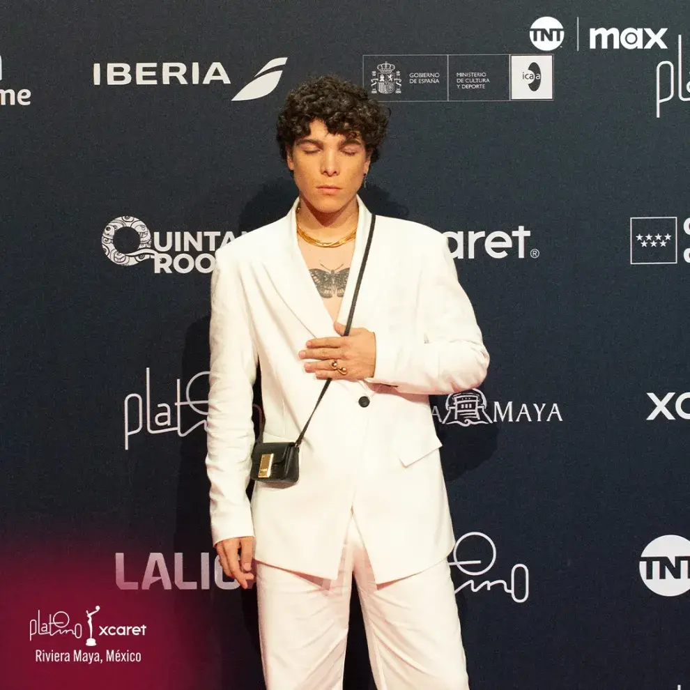 Juani Caruso en la red carpet de los Premios Platino 2024.