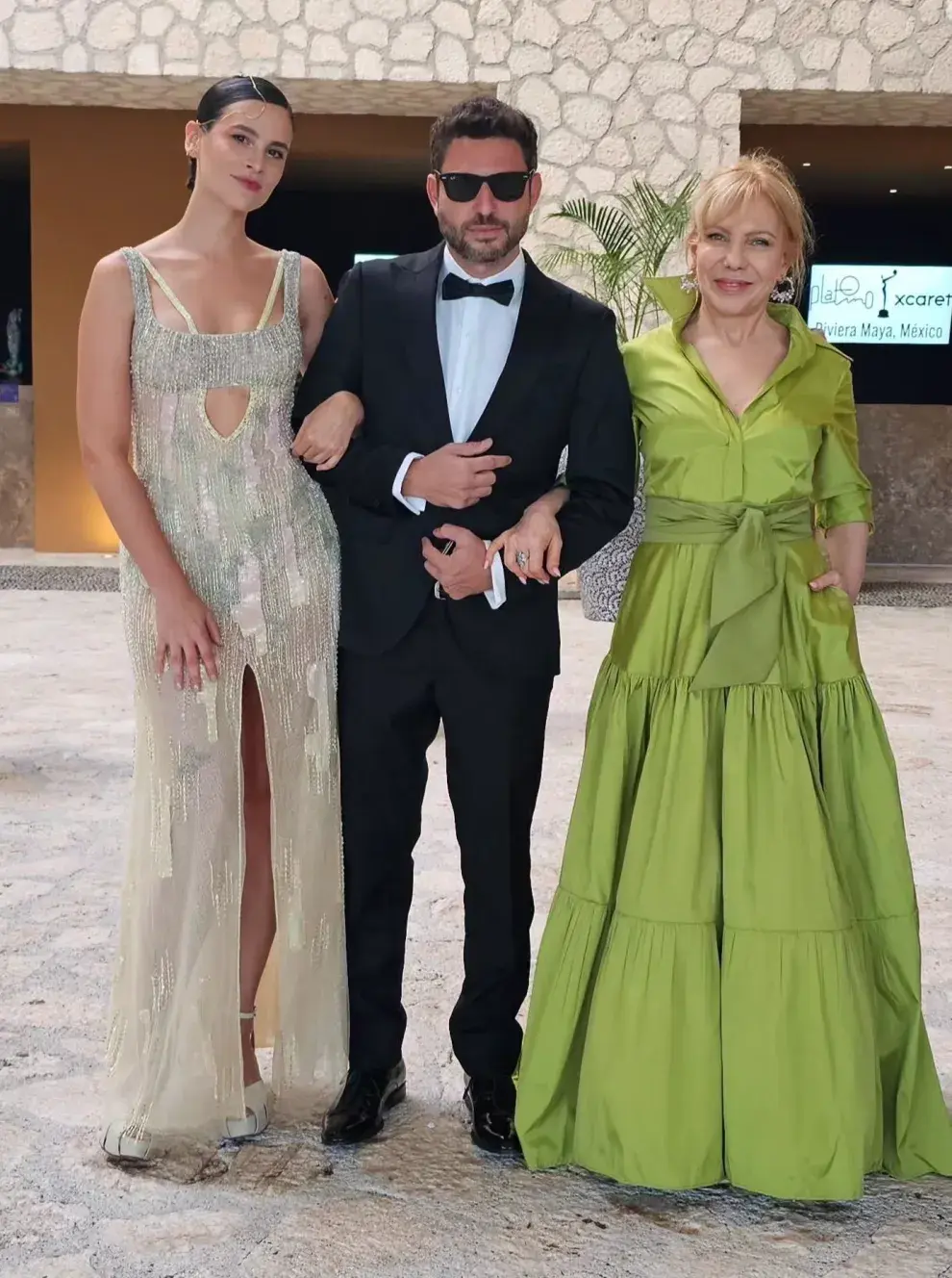 Mica Riera, Gaston Baremberg y Cecilia Roth en los Premios Platino 2024.