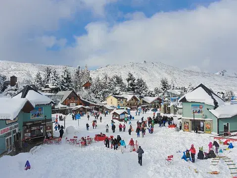 El Cerro Catedral, en Bariloche, es la meca de los amantes del esquí.