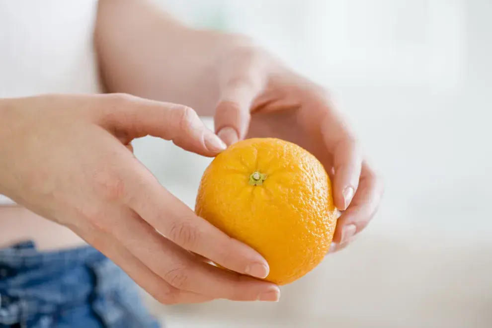 Así es el ritual de la naranja, el cual te ayudará a conseguir trabajo.