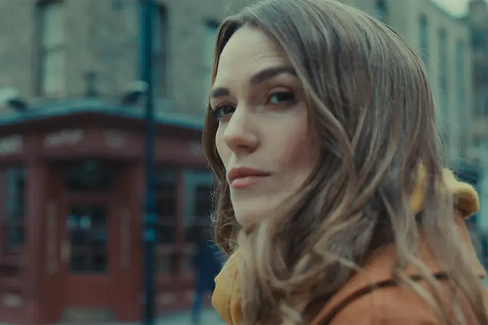 Keira Knightley en Black Doves, una de las series para ver en Netflix en la segunda mitad de 2024.