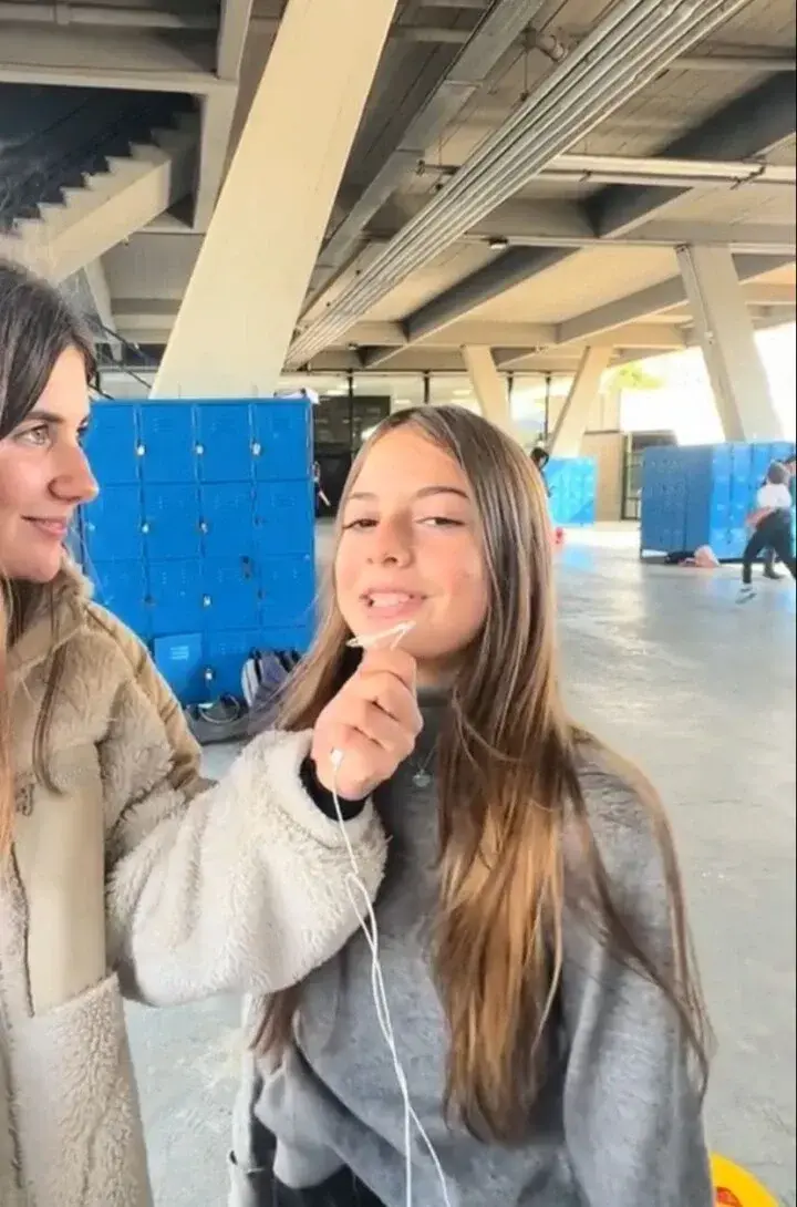 Antonia Macri, en el video viral filmado en su colegio.