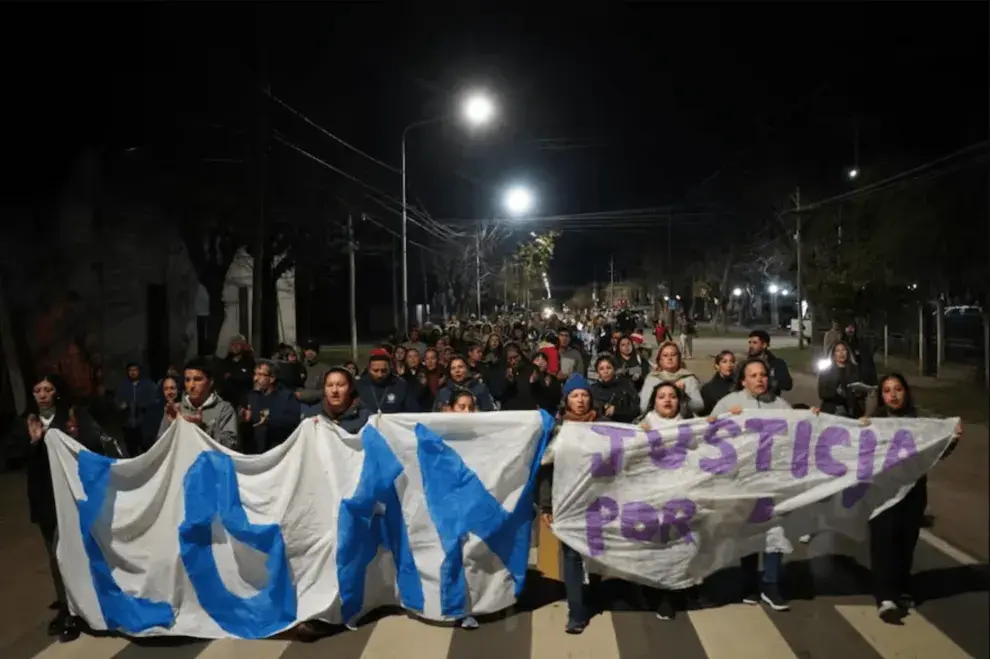 Los vecinos de 9 de Julio pidieron justicia y la aparición de Loan. 