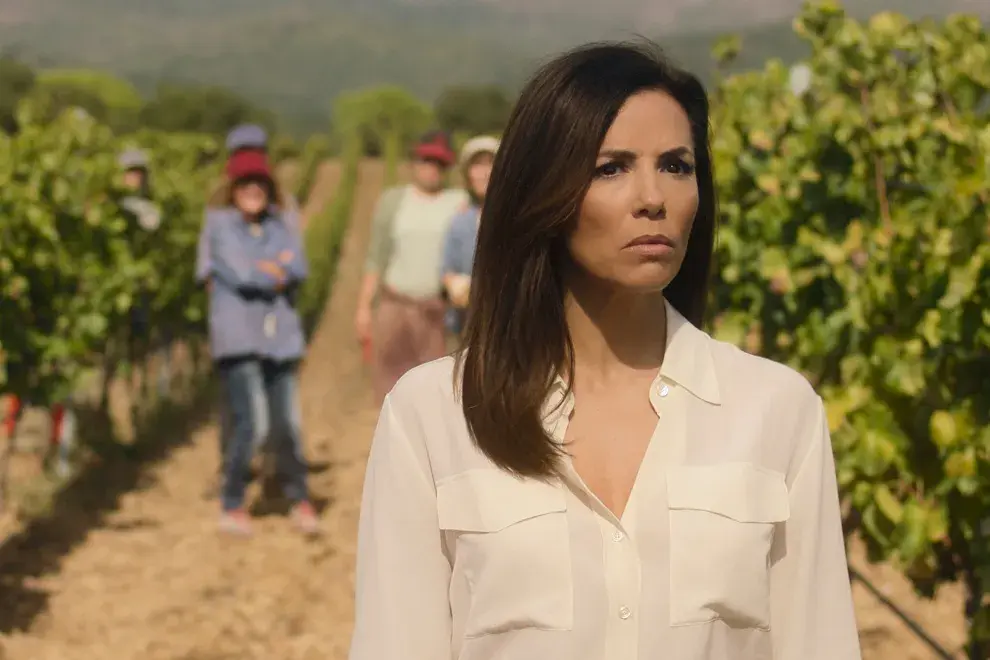 Eva Longoria interpreta a Gala en Land of Women.