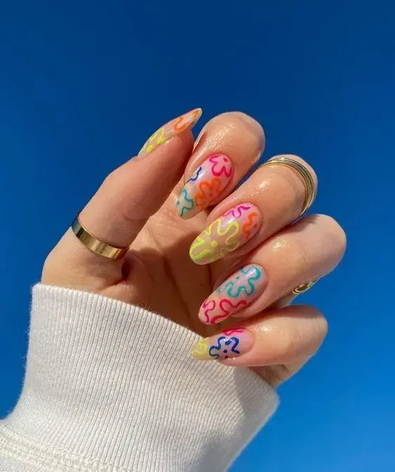 Diseño bien colorido, para los amantes del nail art llamativo y creativo.