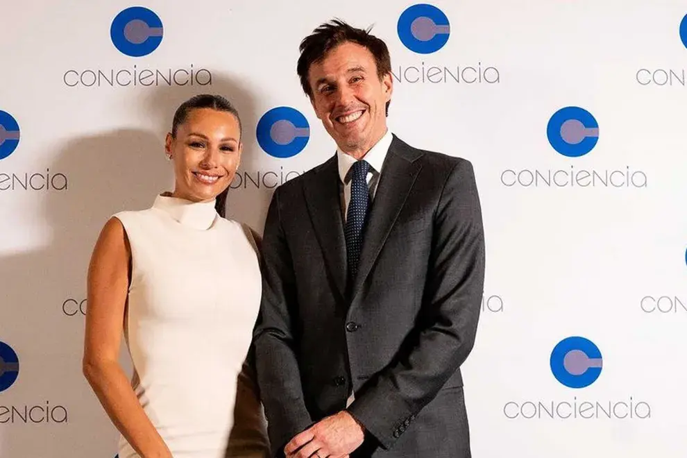 La conductora y modelo, Pampita contó el difícil momento que tuvo que atravesar con su pareja en un momento muy particular de su relación.