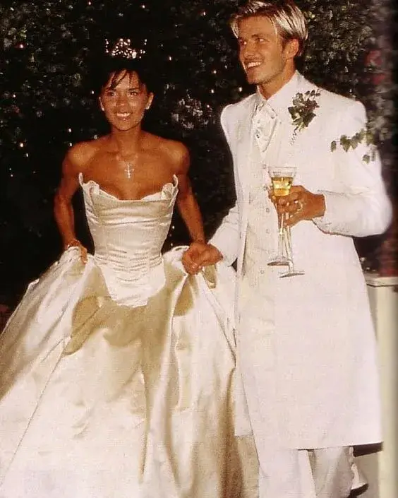 La boda de David y Victoria Beckham, en 1999.