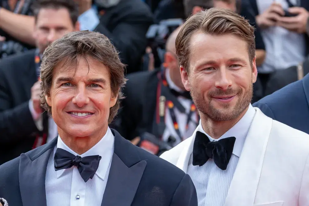 Foto de Tom Cruise y Glen Powell en el Festival de Cannes.